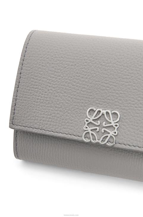 Loewe Anagram small vertical wallet in pebble grain calfskin 688V1208 Women Pearl Grey