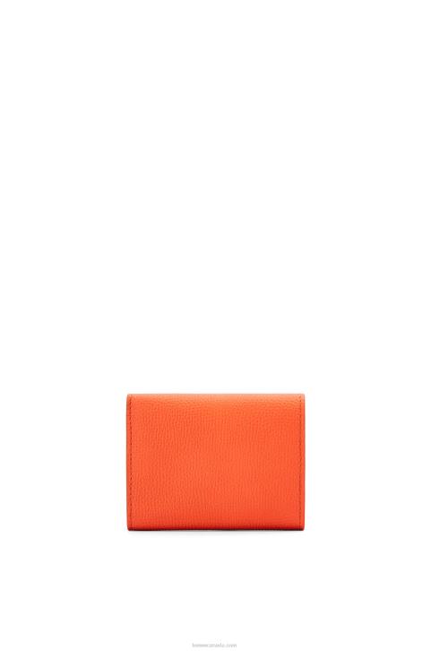 Loewe Anagram trifold wallet in pebble grain calfskin 688V1293 Women Orange