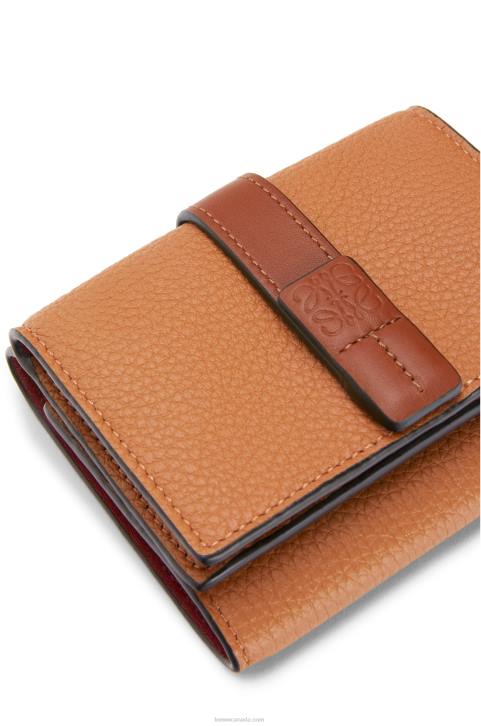 Loewe Trifold wallet in soft grained calfskin 688V1316 Women Light Caramel/Pecan