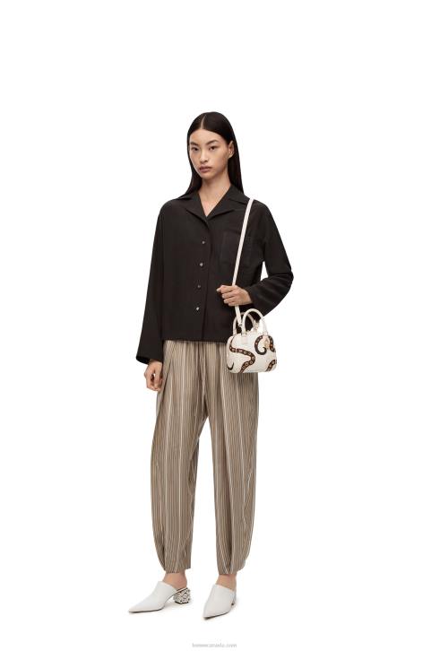 Loewe Amazona 16 in nappa calfskin 688V143 Women Soft White