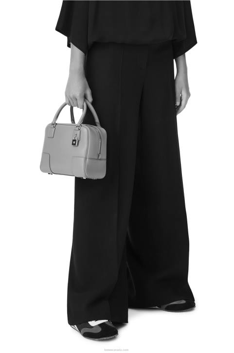 Loewe Amazona 19 square bag in nappa calfskin 688V167 Women Warm Desert