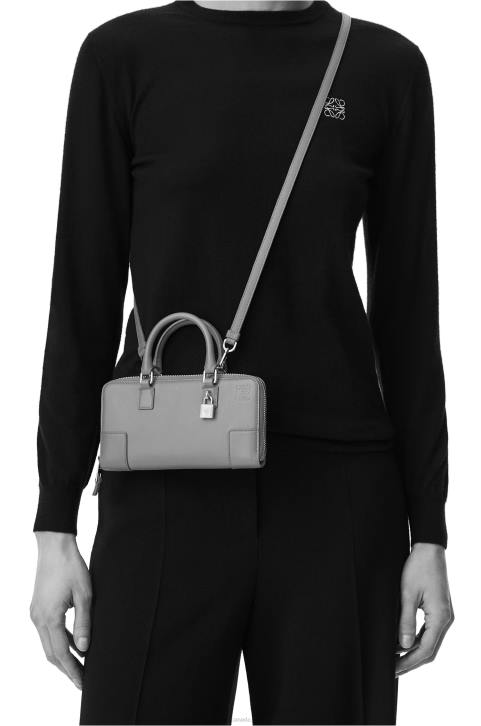 Loewe Amazona Pouch in nappa calfskin 688V282 Women Warm Desert