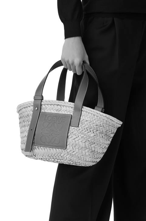 Loewe Small basket bag in palm leaf and calfskin 688V81 Women Natural/Ocean
