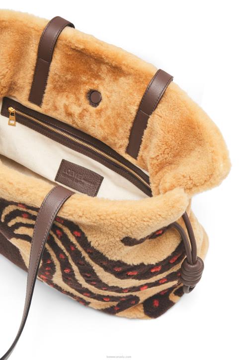 Loewe XL Flamenco clutch in shearling 688V466 Women Beige/Chocolate