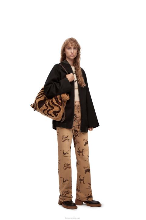 Loewe XL Flamenco clutch in shearling 688V466 Women Beige/Chocolate