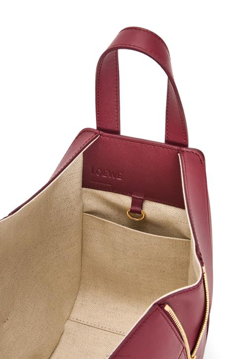 Loewe Hammock compact bag in classic calfskin 688V340 Women Wild Berry