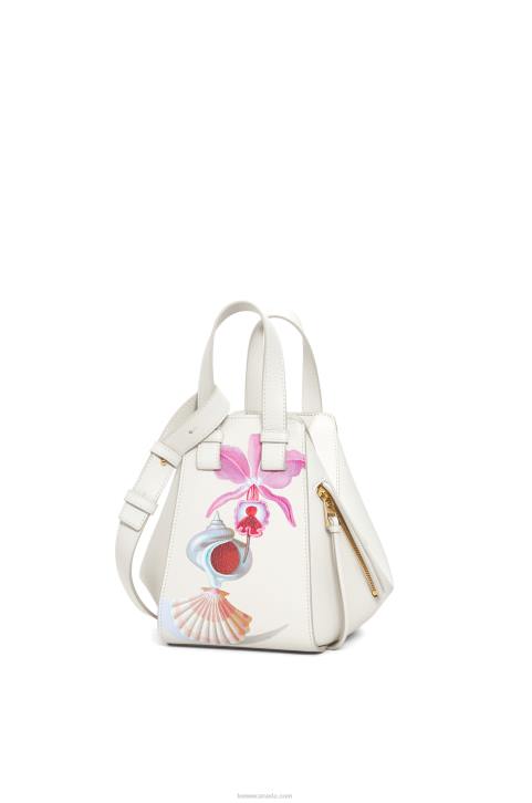 Loewe Maruja Mallo Hammock compact bag in classic calfskin 688V339 Women Soft White