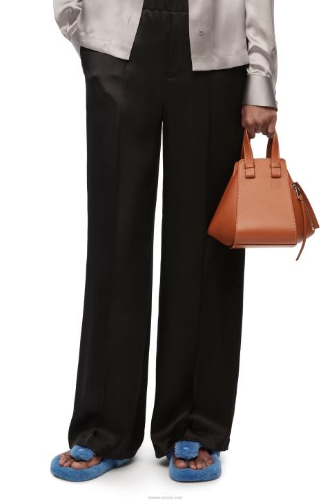 Loewe Small Hammock bag in classic calfskin 688V469 Women Tan