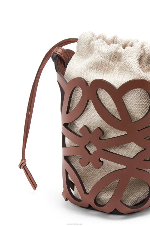 Loewe Anagram cut-out pocket in classic calfskin and canvas 688V224 Women Tan/Ecru