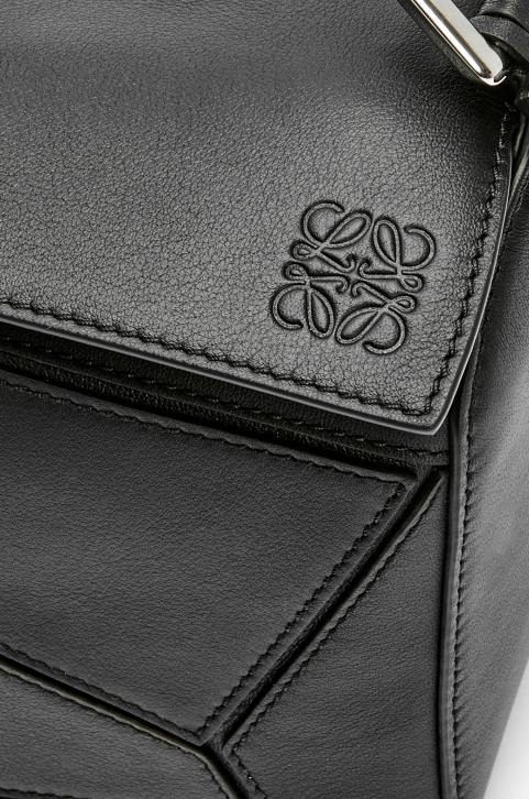 Loewe Small Puzzle bag in classic calfskin 688V478 Women Black