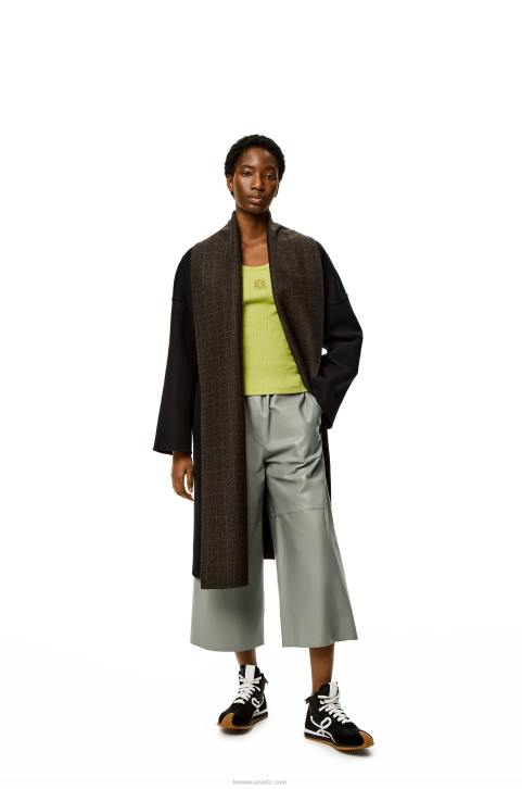 Loewe Cropped trousers in nappa lambskin 688V1143 Women Grey