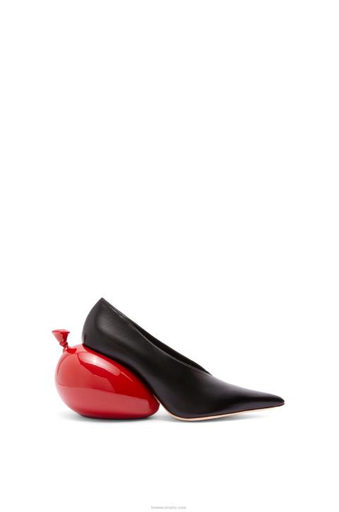 Loewe Balloon pump in calfskin 688V762 Women Black/Red